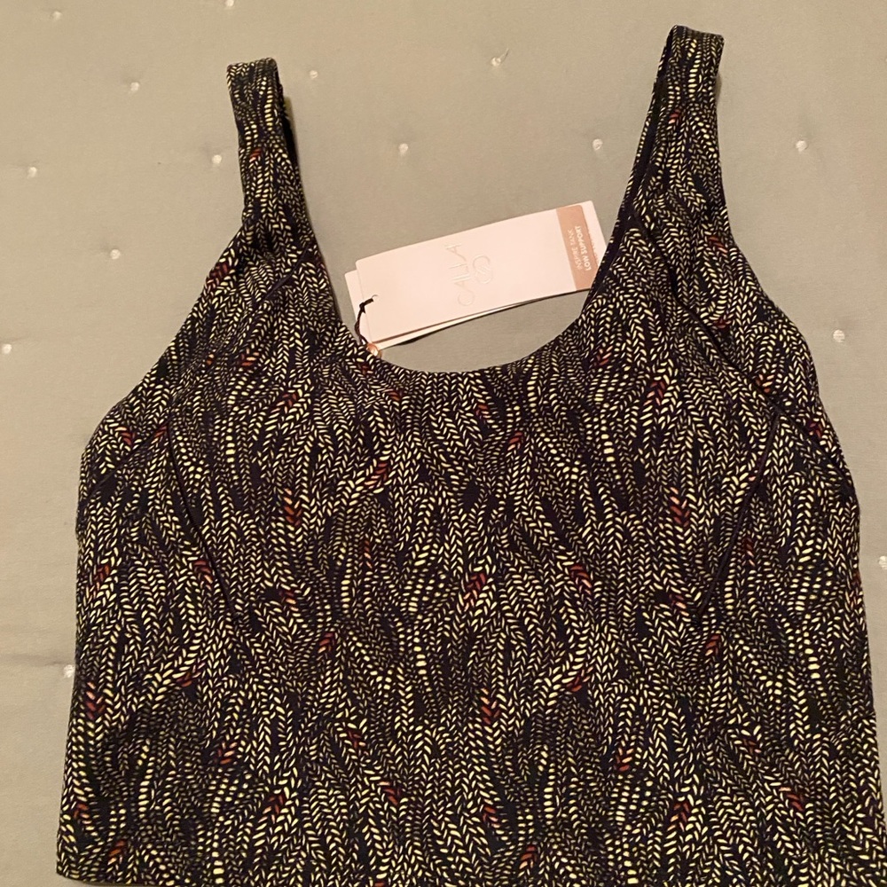 Calia by Carrie Underwood Sports Bra / tank NWT size small.